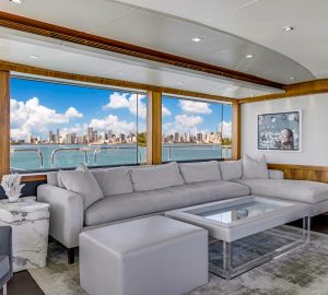 SALON_GALLEY_19